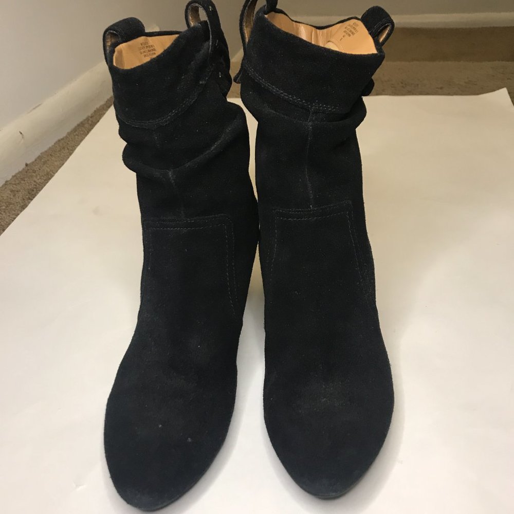 women's Easy Spirit Suede Booties 8